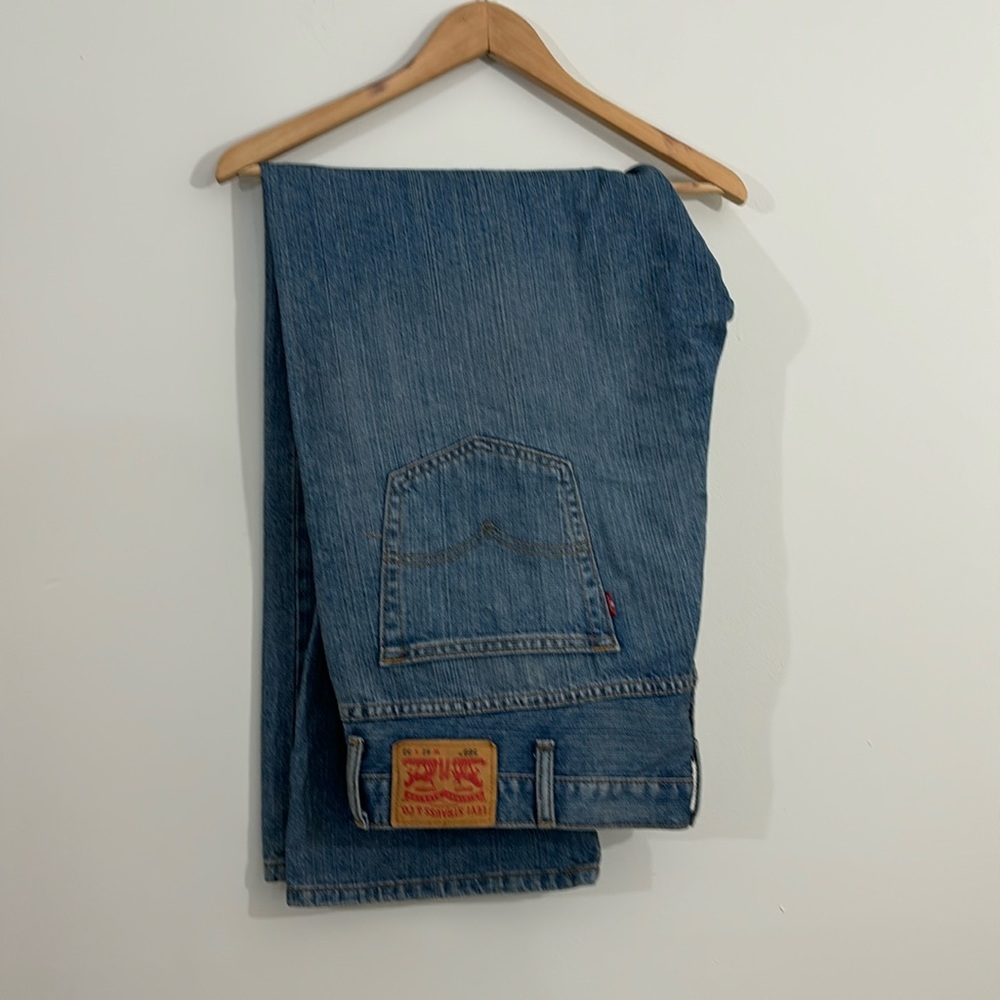 Men’s Levi (Strauss & Co) 569 Light Wash Jeans